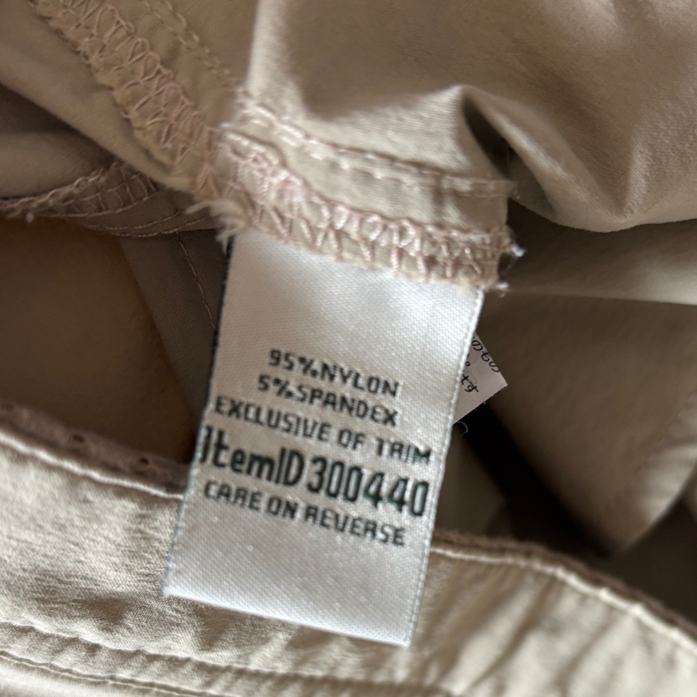 L.L. Bean Comfort Trail Khaki Zip Pocket Crop Pants - Picture 7 of 16